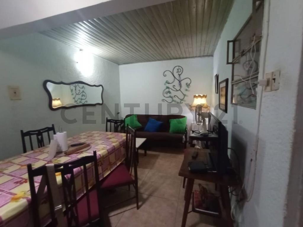 ALQUILER DE CASA EN ATAHUALPA , 4 DORMITORIOS OPC GARAGE