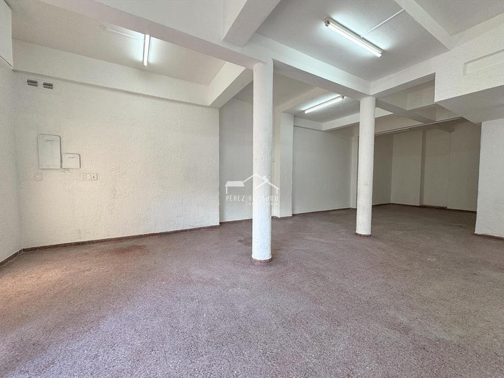 Venta local comercial  Tres Cruces. A dos cuadras de Av. 18