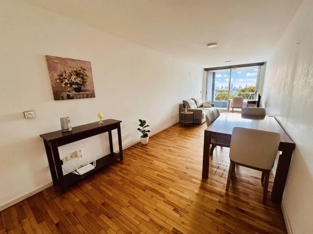 Alquiler apartamento de 2 dormitorios con muebles, Punta Car