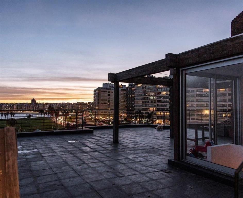 Venta de Apartamento Penthouse 3 Dormitorios y servicio