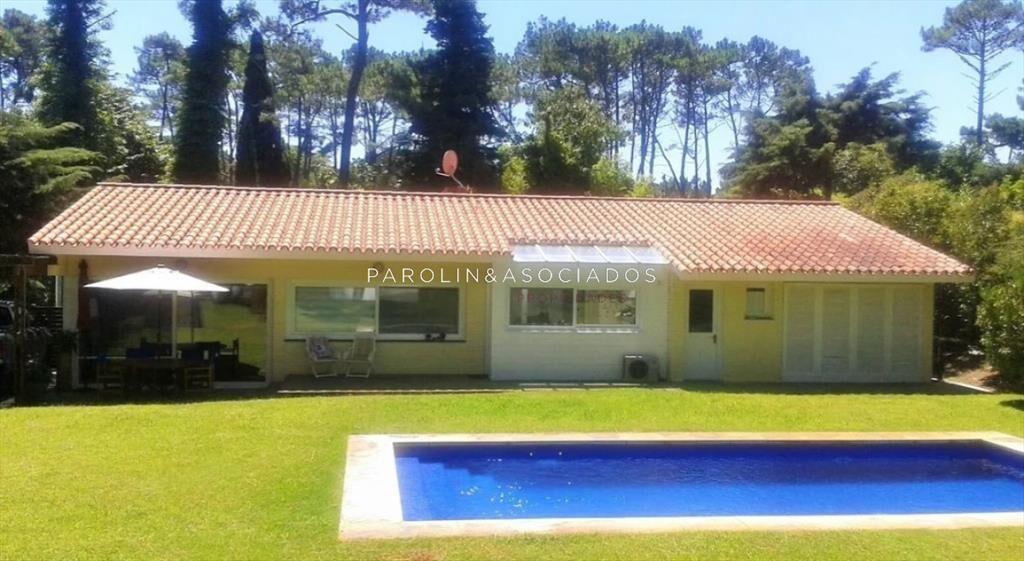 VENTA DE CASA DE 3 DORMITORIOS EN SAN RAFAEL DEL