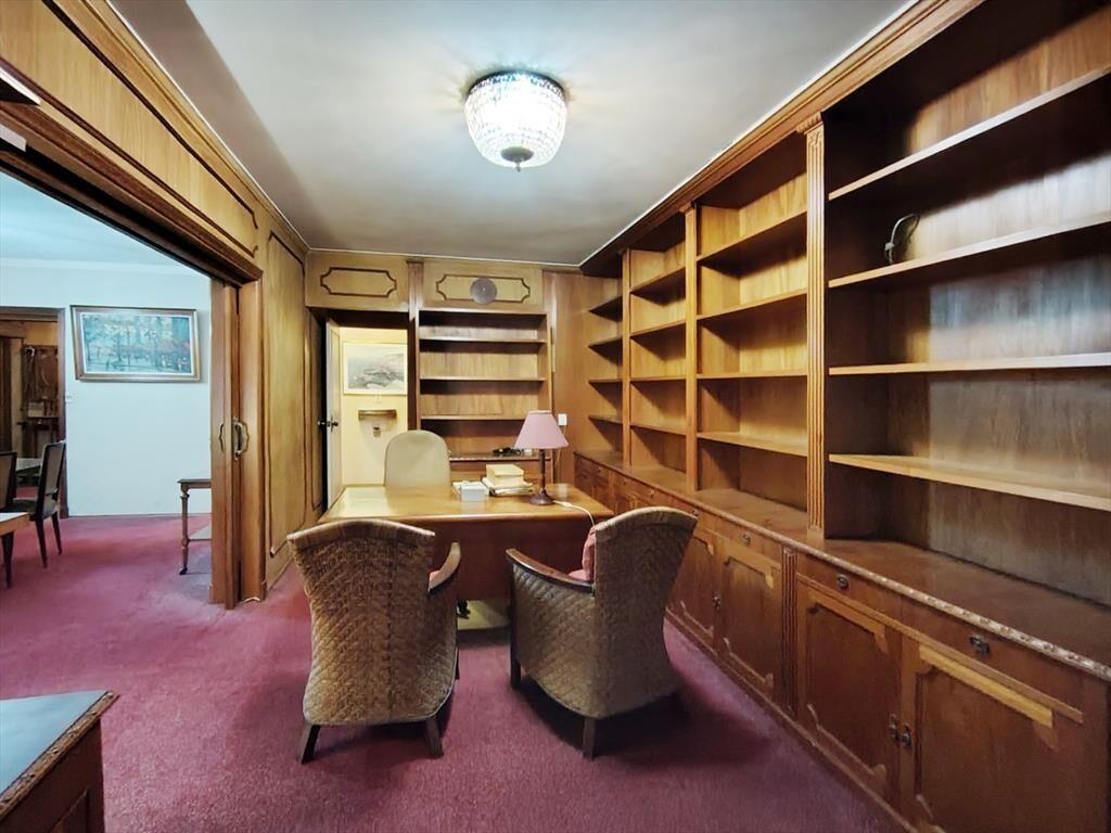Apartamento en venta c/ cochera en Pocitos