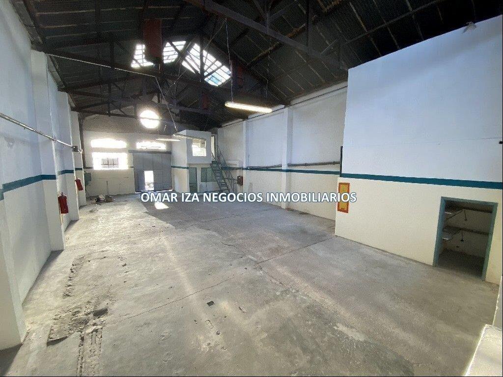 VENTA LOCAL COMERCIAL EN LA BLANQUEADA, 471M2, GALPON, DEPO
