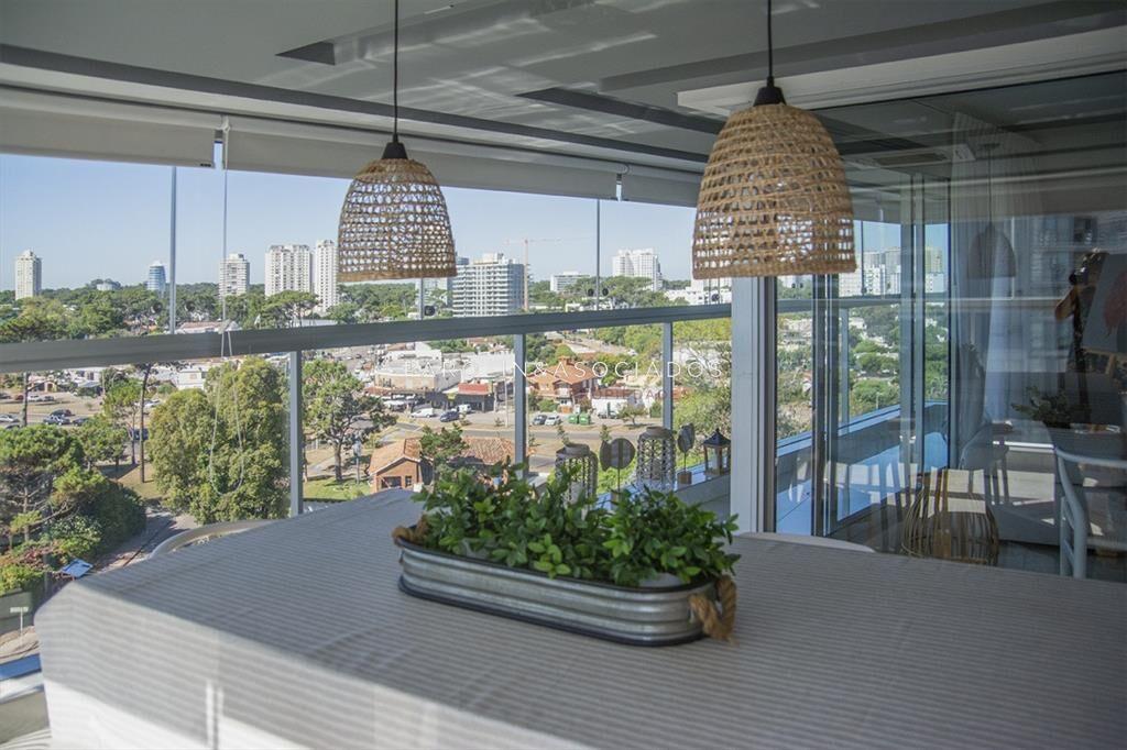 Apartamento 2 dormitorios en venta a metros del mar, Punta