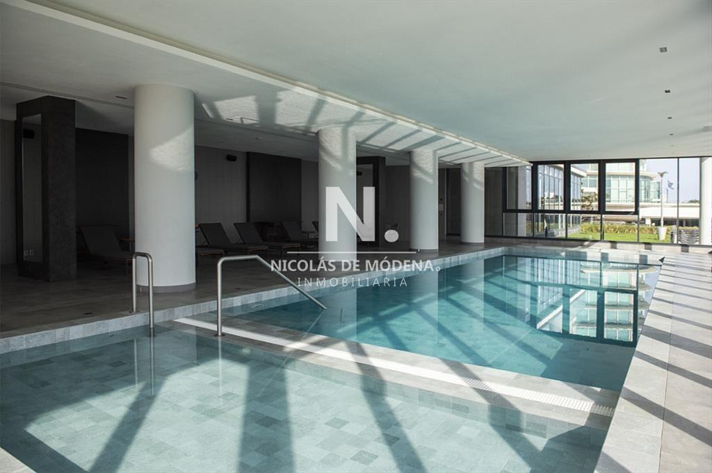 En venta apartamento de 3 dormitorios en Torre en