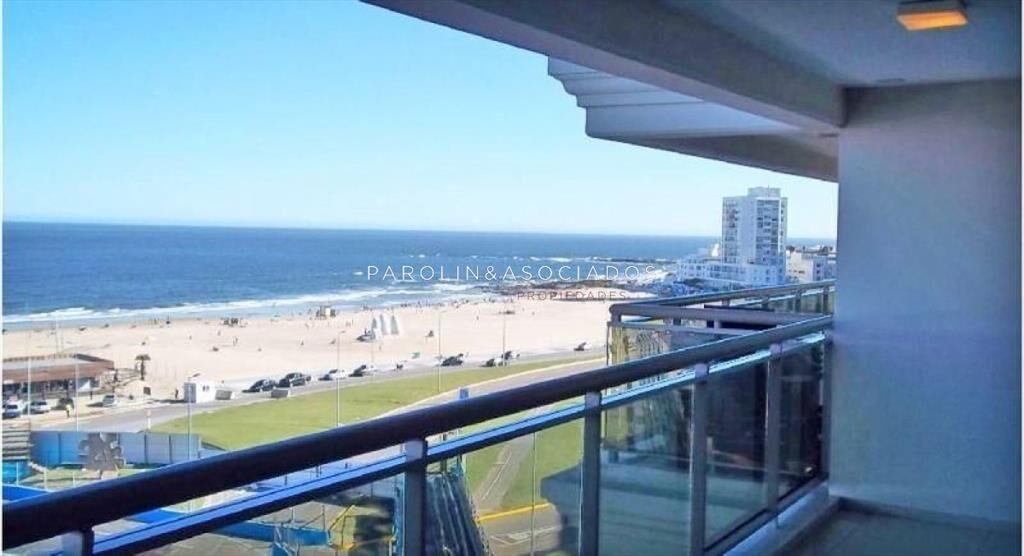 Apartamento en venta de 3 dormitorios en Torre