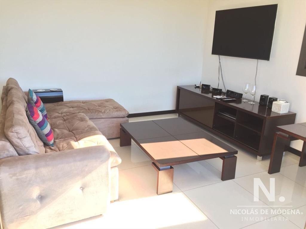 Hermoso apartamento en Roosevelt cerca de todo! 1 dormitori