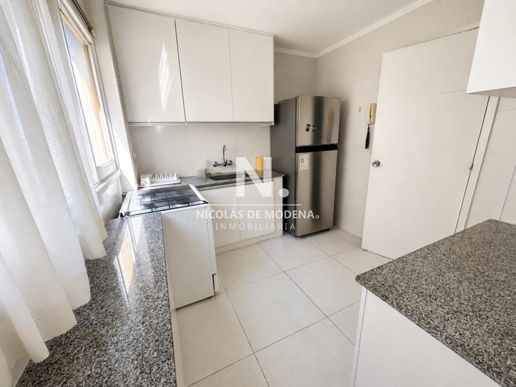 En venta apartamento de 3 dormitorios en Punta al