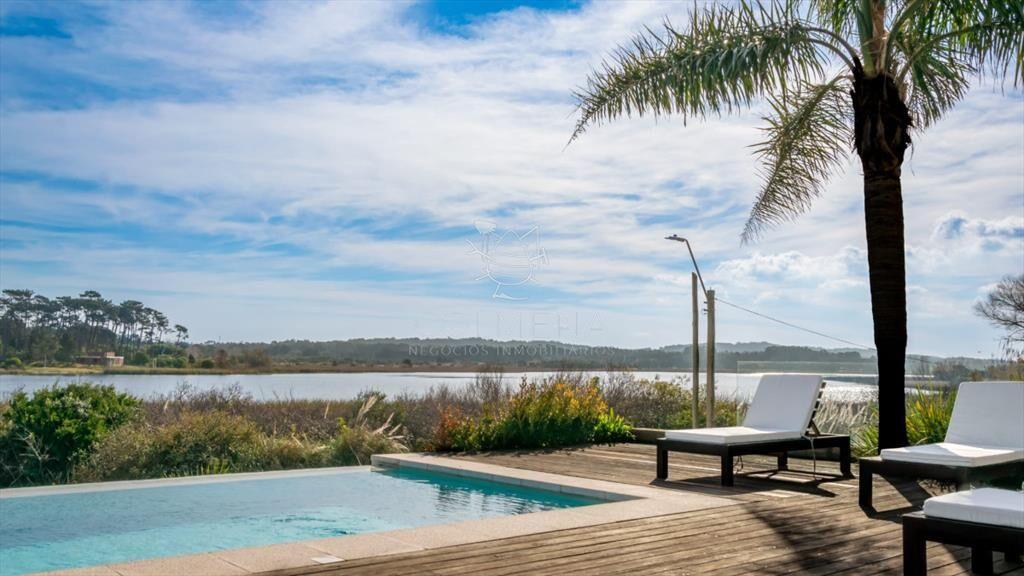 Venta casa en Laguna del Diario