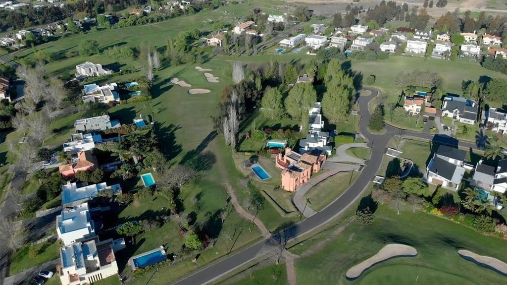 VENTA LOTE EN LOMAS DE LA TAHONA GRAN METRAJE