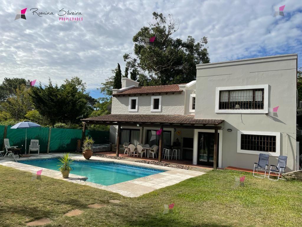Hermosa casa lista para entrar