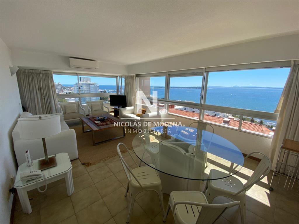 Apto en Peninsula de 3 dor, 3 baños cocina con
