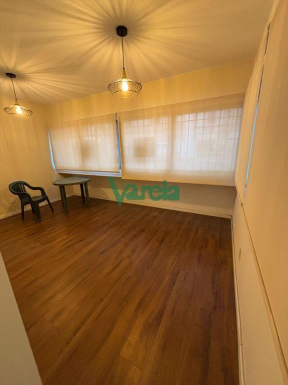 Apartamento de dos dormitorios en Carlos Roxlo y