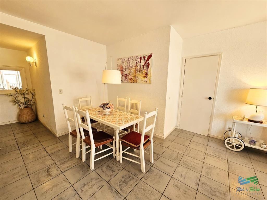 Vendo apartamento dos dormitorio en la peninsula,