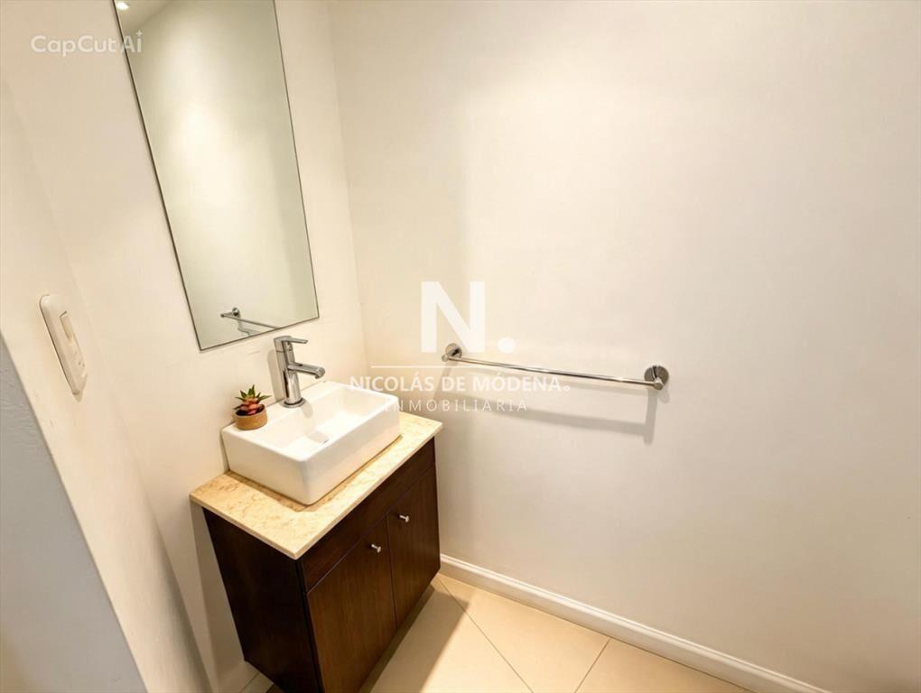 Apartamento en primera linea playa mansa, 3 dormitorios
