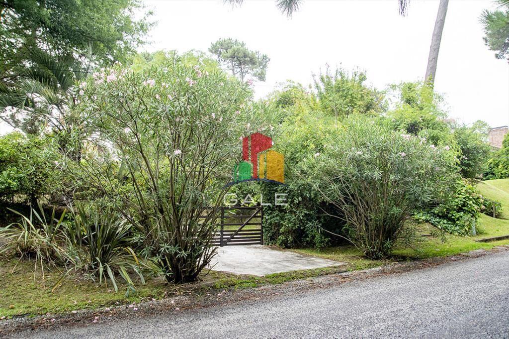 En venta casa en Cantegril