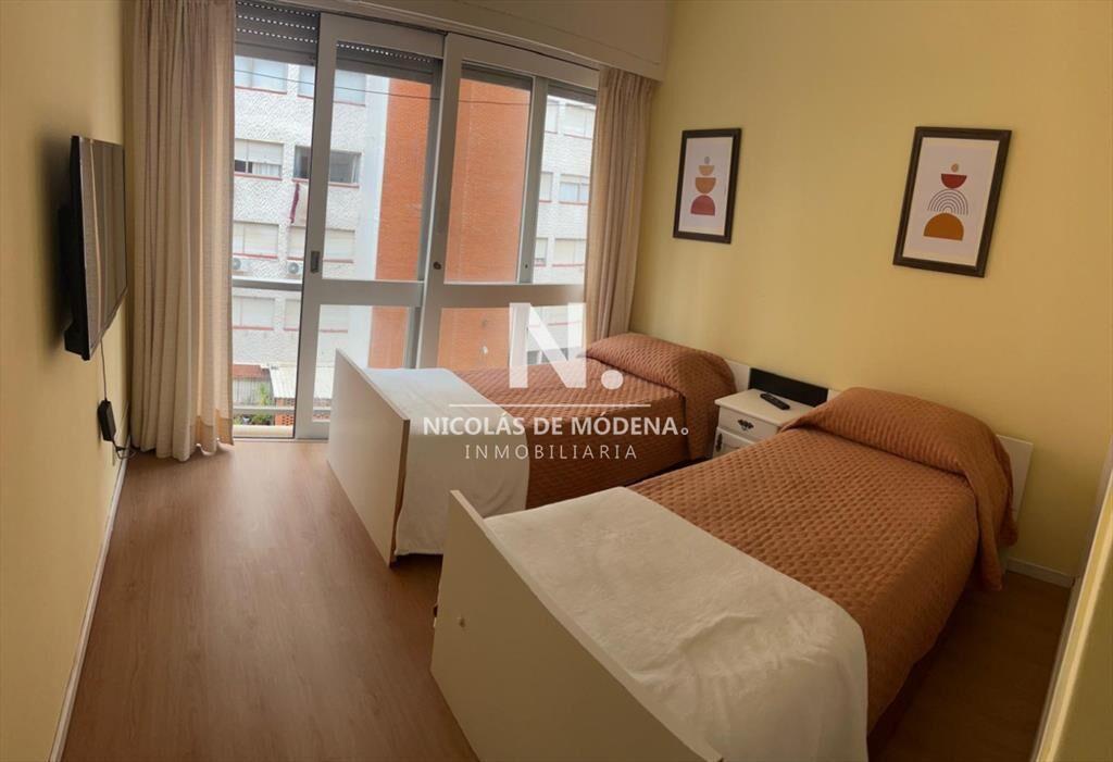 En venta apartamento a metros del mar, con buena