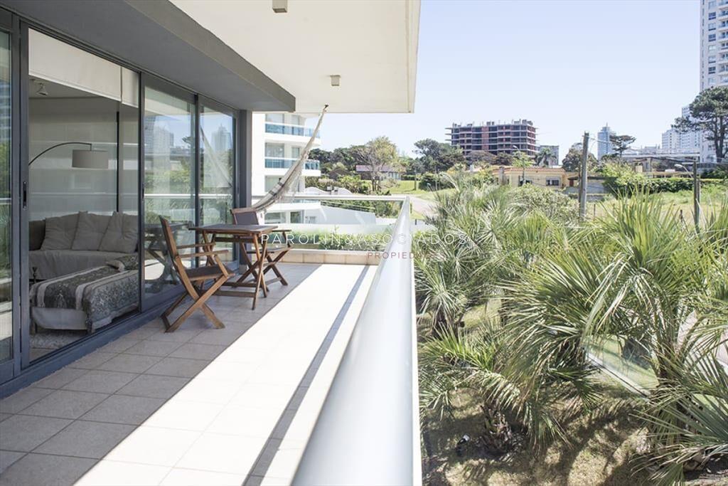 Apartamento en venta en Bravissima, Punta del
