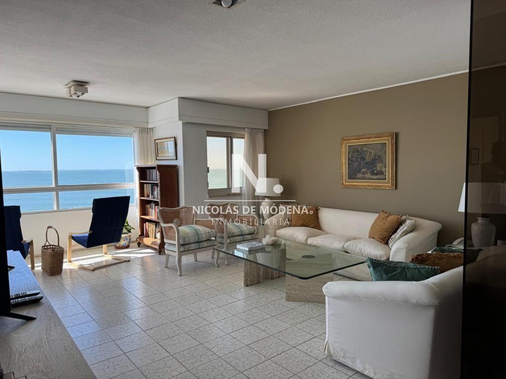 APARTAMENTO EN VENTA EN TORRE VAN GOGH, VISTA AL