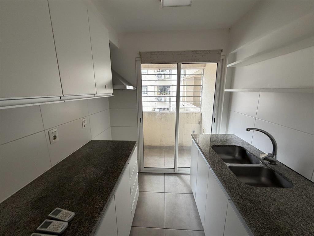 Alquiler Apartamento Dos Dormitorios con balcón en Pocitos