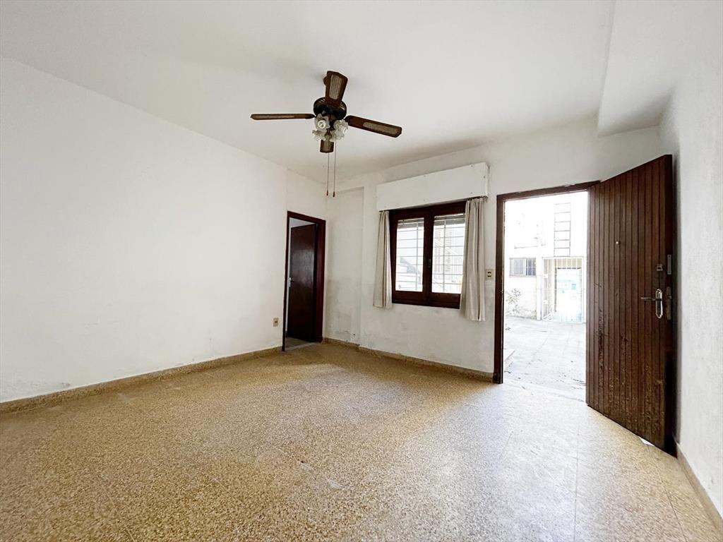 Apartamento de 2 dormitorios con patio a la venta en Buceo