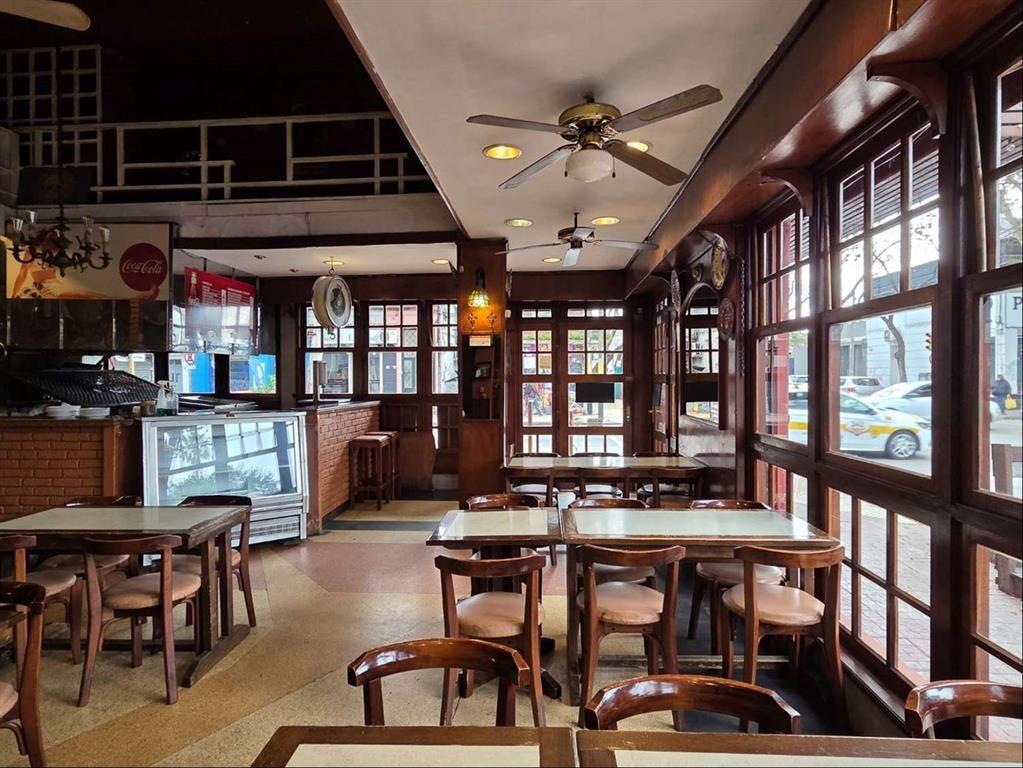 ALQUILER O VENTA - LOCAL COMERCIAL - RIVERA Y MARCO BRUTO -