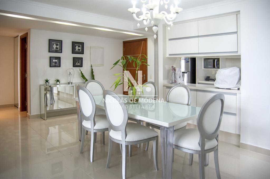 Vende apto de 2 dormitorios en Miami Boulevard !