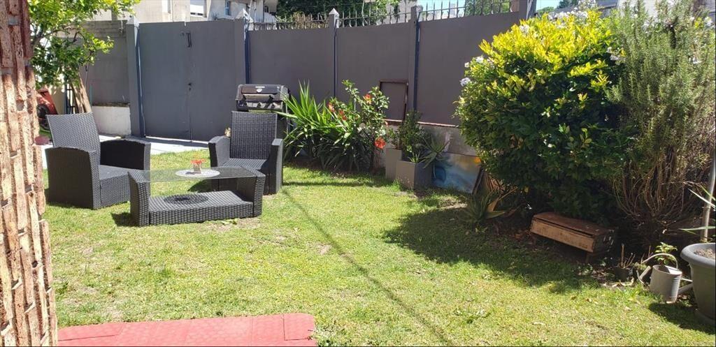 Para entrar en una planta !!! Amplio jardín parquizado al