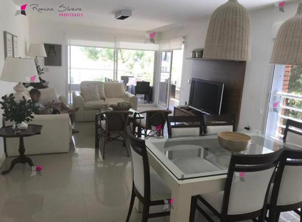 vernta 2 dormitorios en Aidy Grill Punta del Este