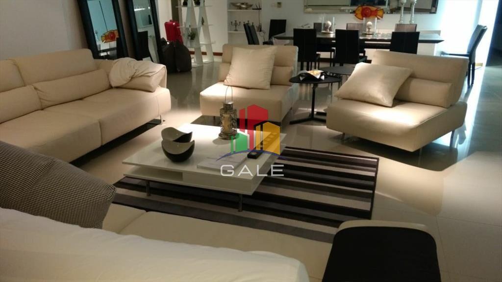 APARTAMENTO DE CATEGORIA EN PRIMERA LINEA BRAVA