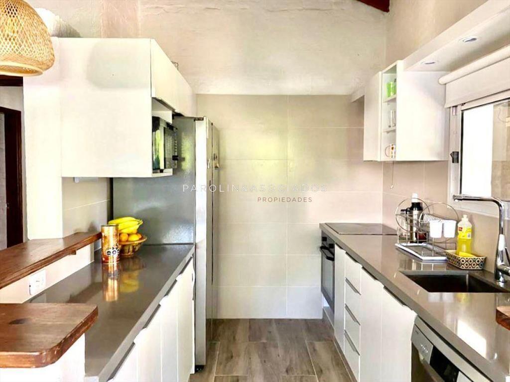 Casa en La Barra a 250 metros del puente