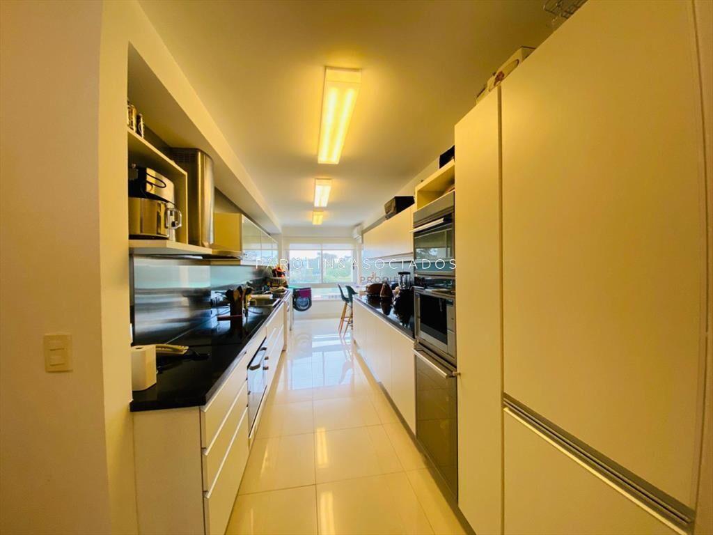Apartamento en venta de 3 dormitorios en Terrazas