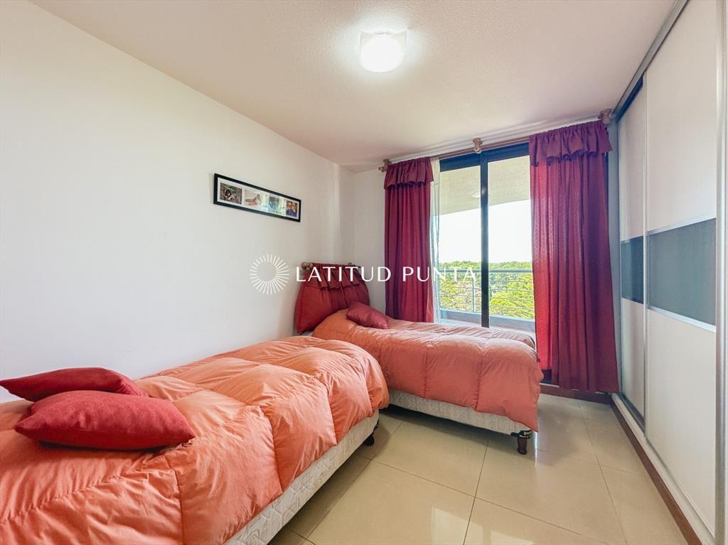 Apartamento en Roosevelt, 3 dormitorios