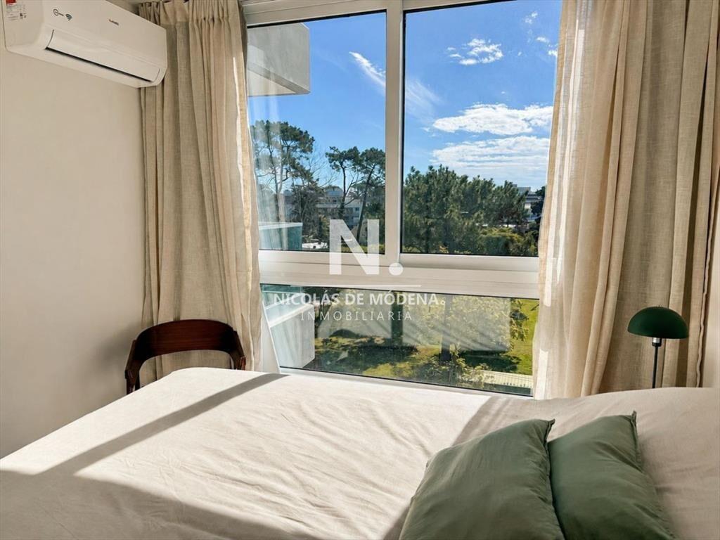 Alquila excelente apartamento de 1 dormitorio en Brava - Pu