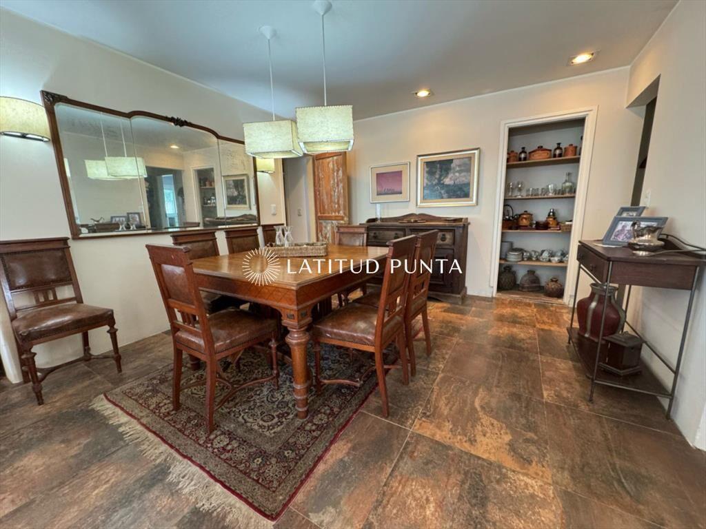 Casa 3 dormitorios con piscina. Brava