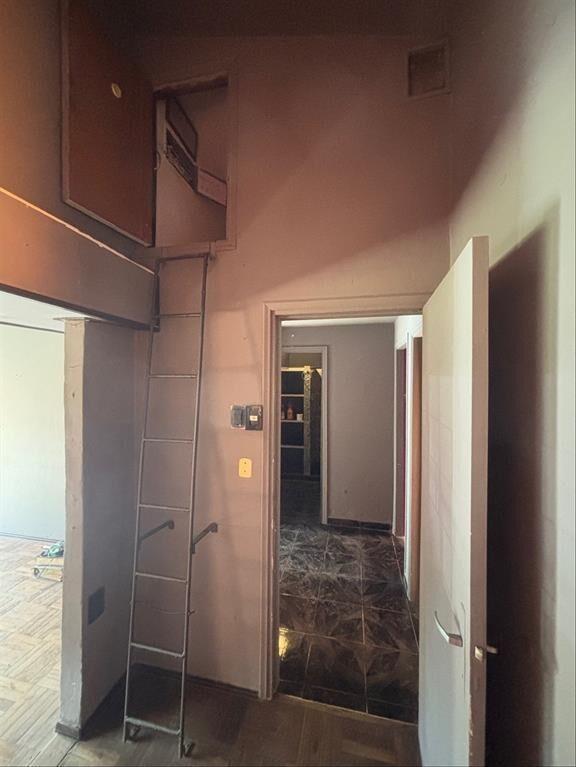 Dos casas en mismo padrón en Colón. Con renta.