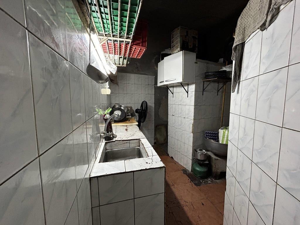Venta de Local comercial con 263 Mts2 en Atahualpa
