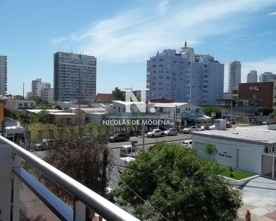 Apartamento de 2 dormitorios