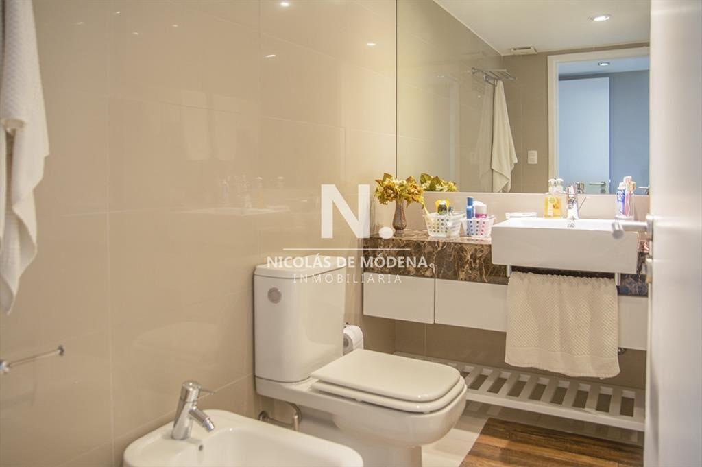 Apartamento de 4 dormitorios en venta en Torre al