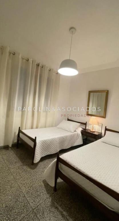Alquiler Temporario de Casa con 4 Dormitorios en