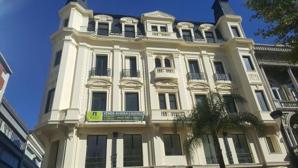 Proximo Plaza Matriz, loft, 95 m2, reciclado, super luminos