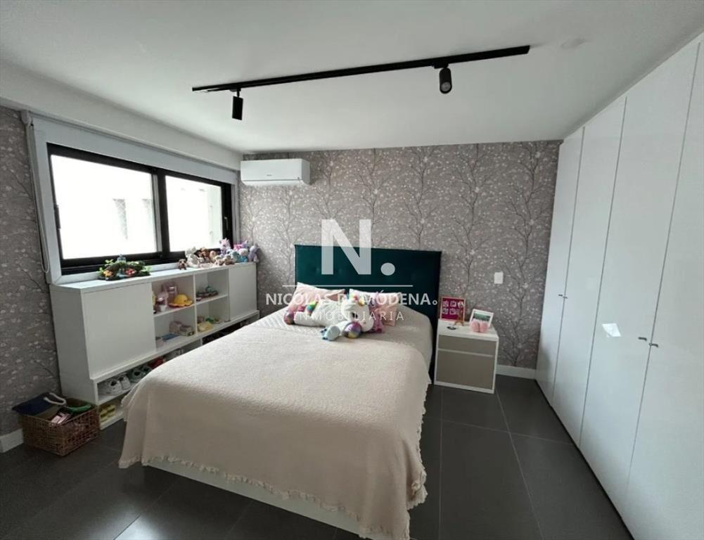 Vende apartamento Penthouse de 3 dormitorios con