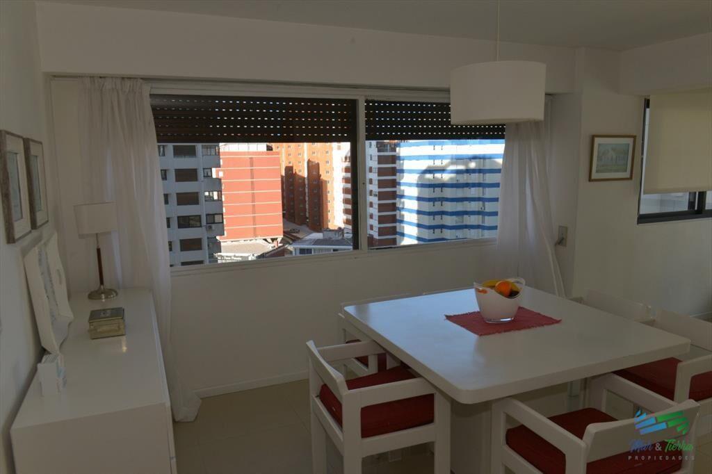 Departamento en Punta del Este, Torre con
