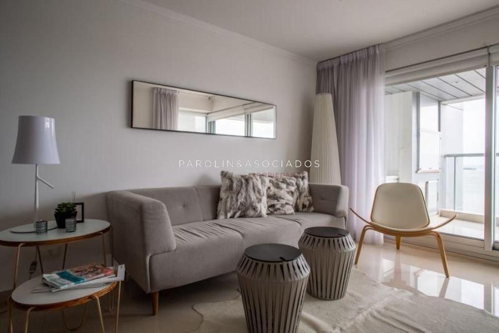 Apartamento en venta de 2 dormitorios en Miami
