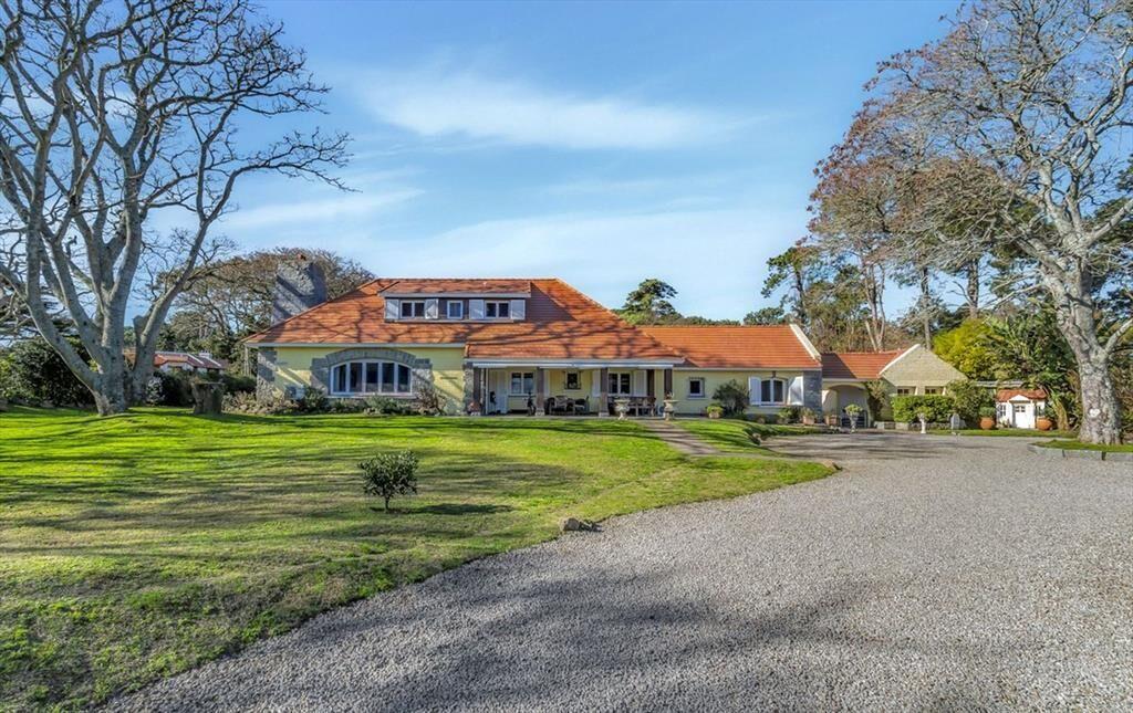 En venta casa en Punta del este Playa Mansa
