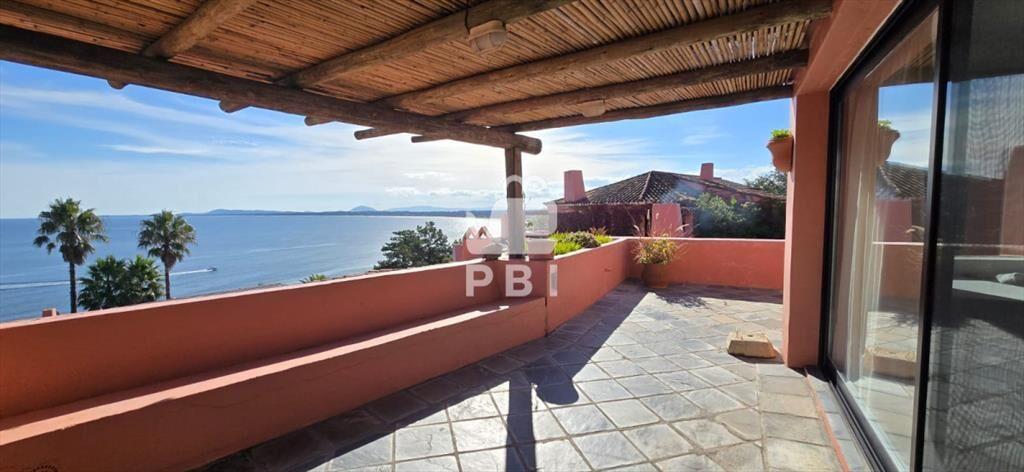Venta aprtamento en Punta Ballena, espectacular -