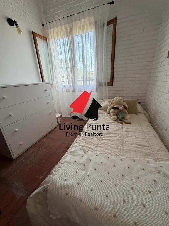 Casa a poco del mar y con piscina climatizada