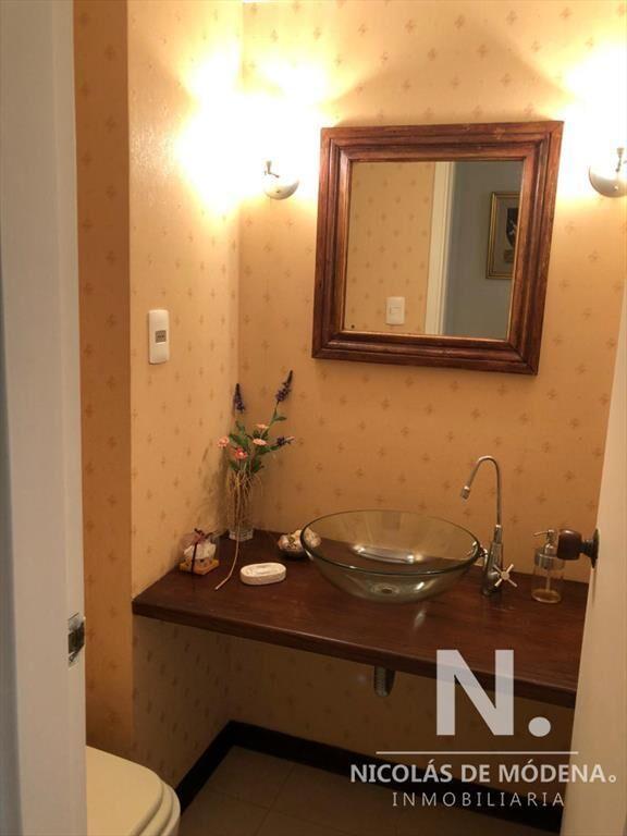 apartamento en primera linea de playa mansa cuenta  con par