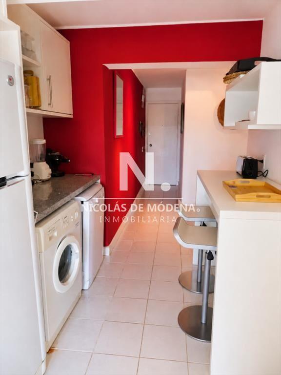 Oportunidad. Vende apartamento con hermosa vista al puerto,
