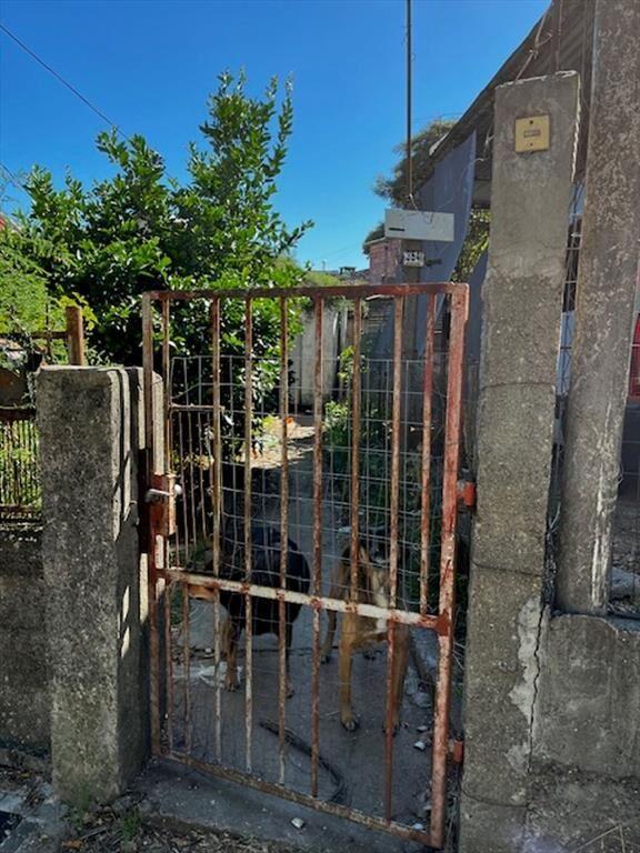 Venta terreno con mejoras en Aires Puros